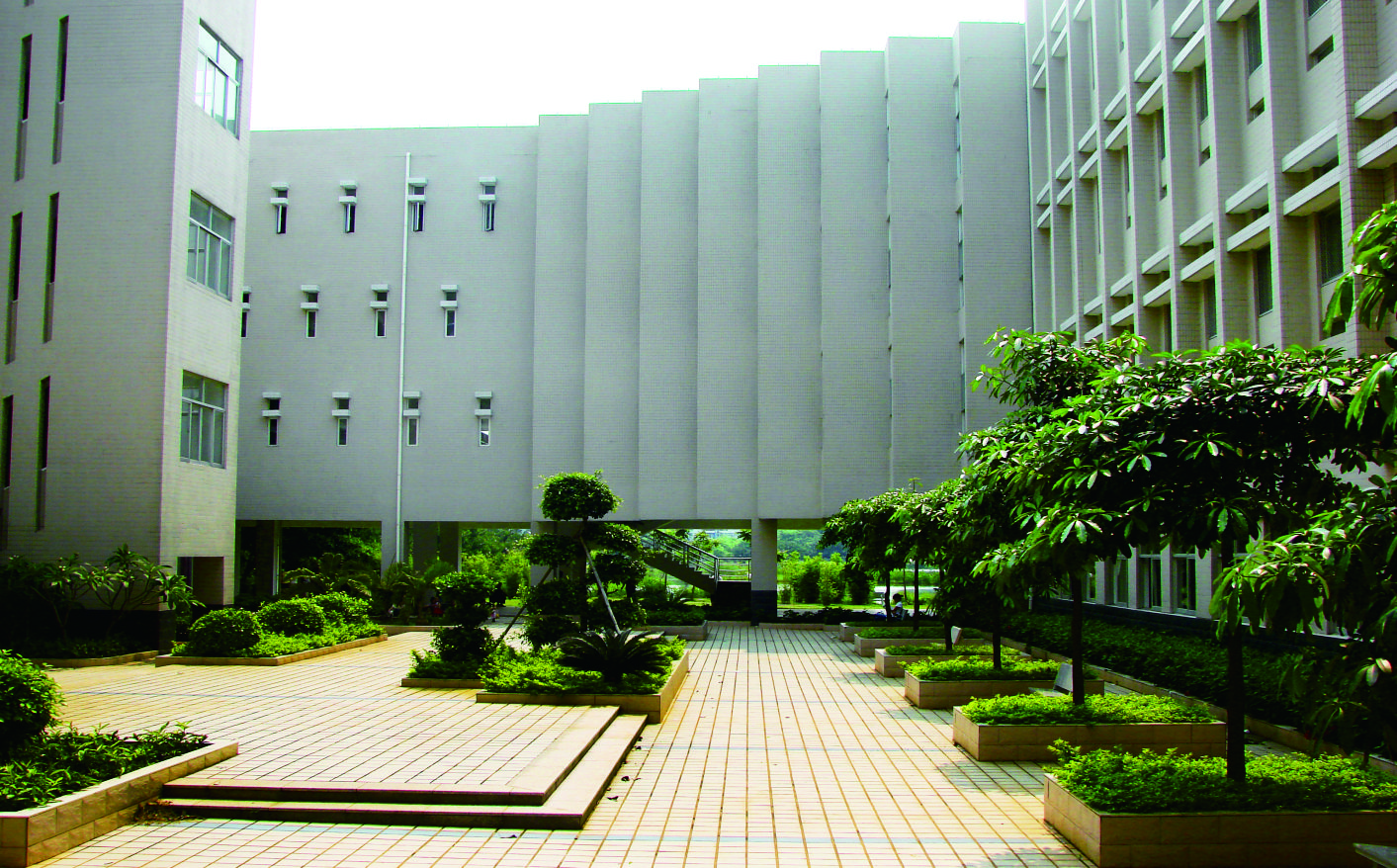 海南大學2號圖書館、教學樓.jpg